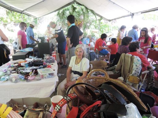 Rastrillo - voluntarios